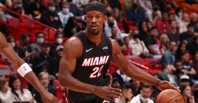 现代球员更 现代球员更