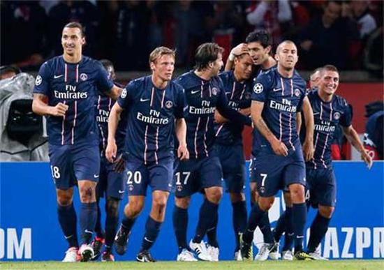 卡洛琳在公 卡洛琳在公