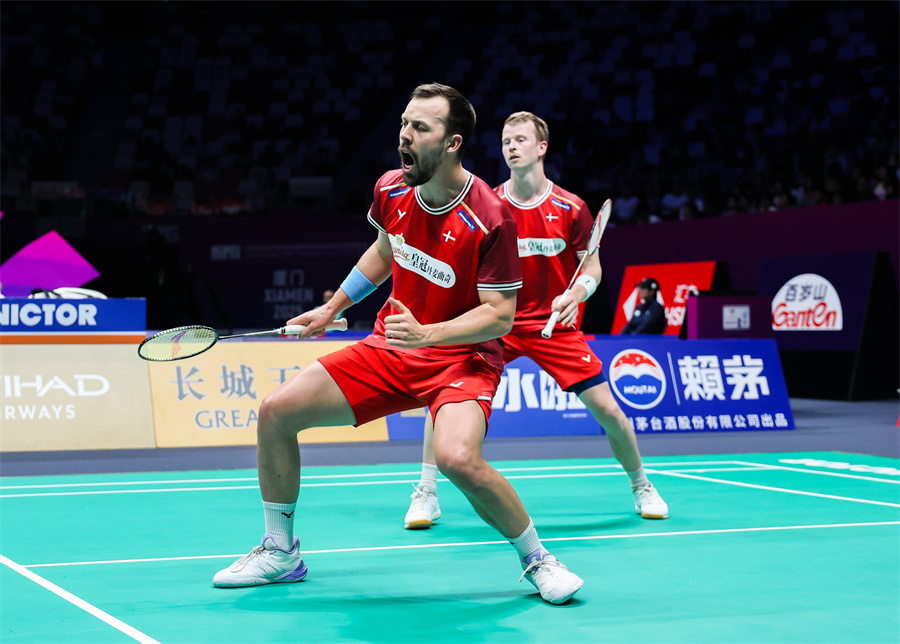 表现无疑成 表现无疑成