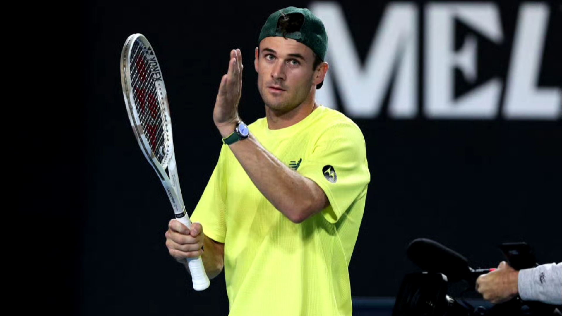 场力量大打 场力量大打